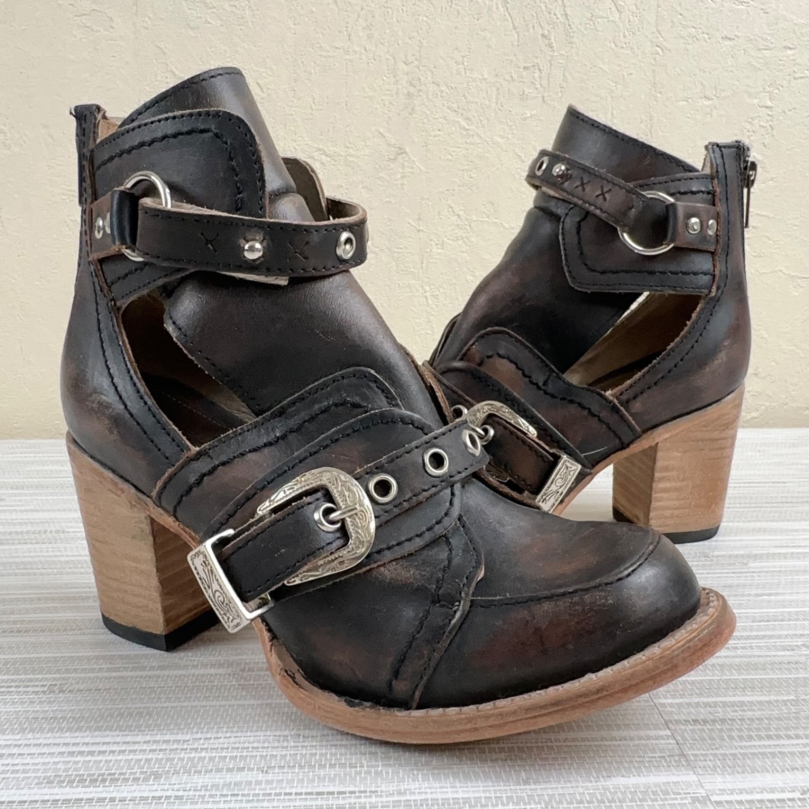 Freebird Sonoma Womens Western Boho Cowgirl Booties 7 Leather Buckle Distressed